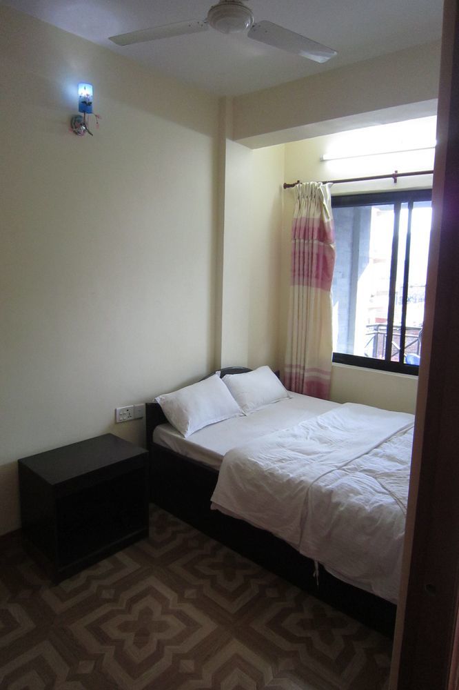 Hotel Sunflower 포카라 외부 사진